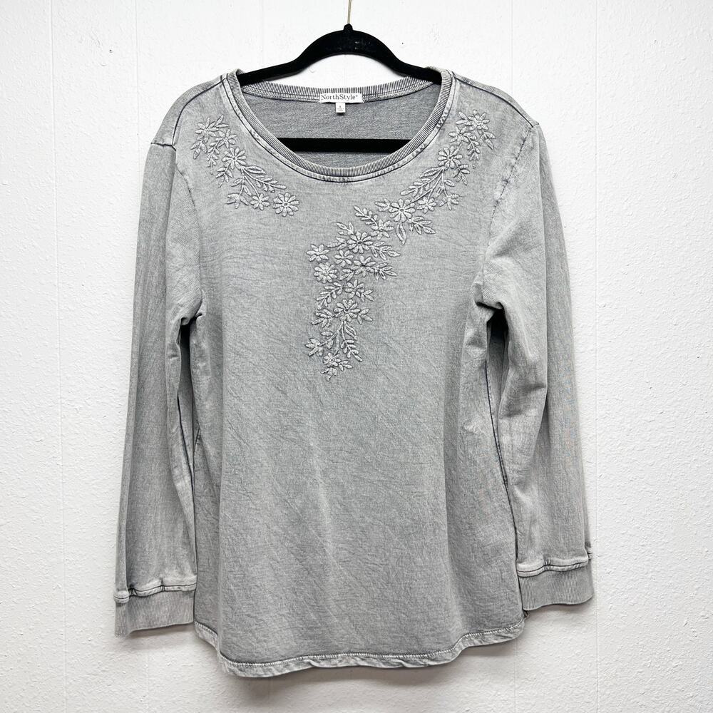 North Style Embroidered Floral Stonewash Sweater Womens Large Boho Whimsigoth